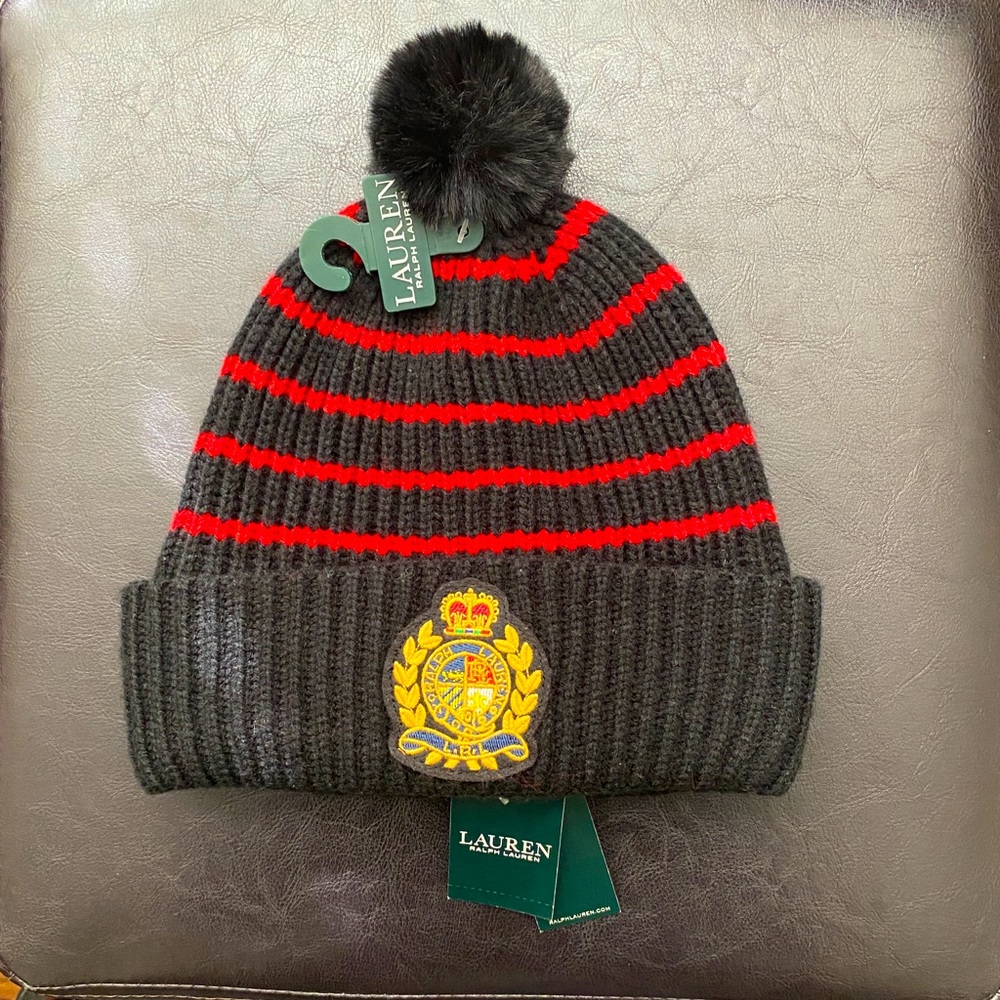 Ribbed Knit Faux Fur Logo Patch Beanie Hat O/S